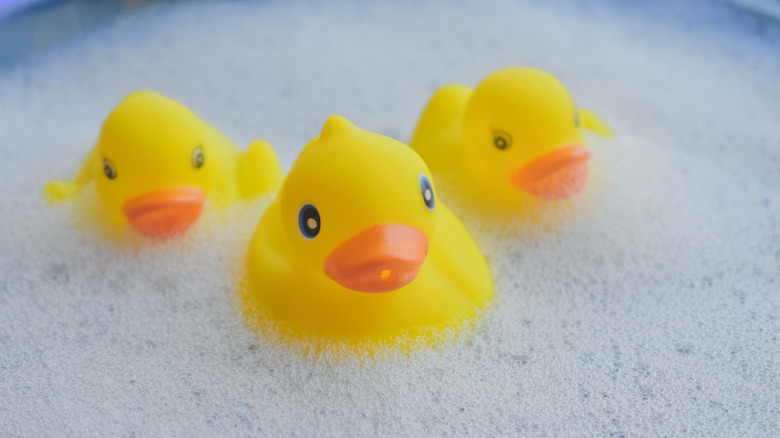 Floating bath toys