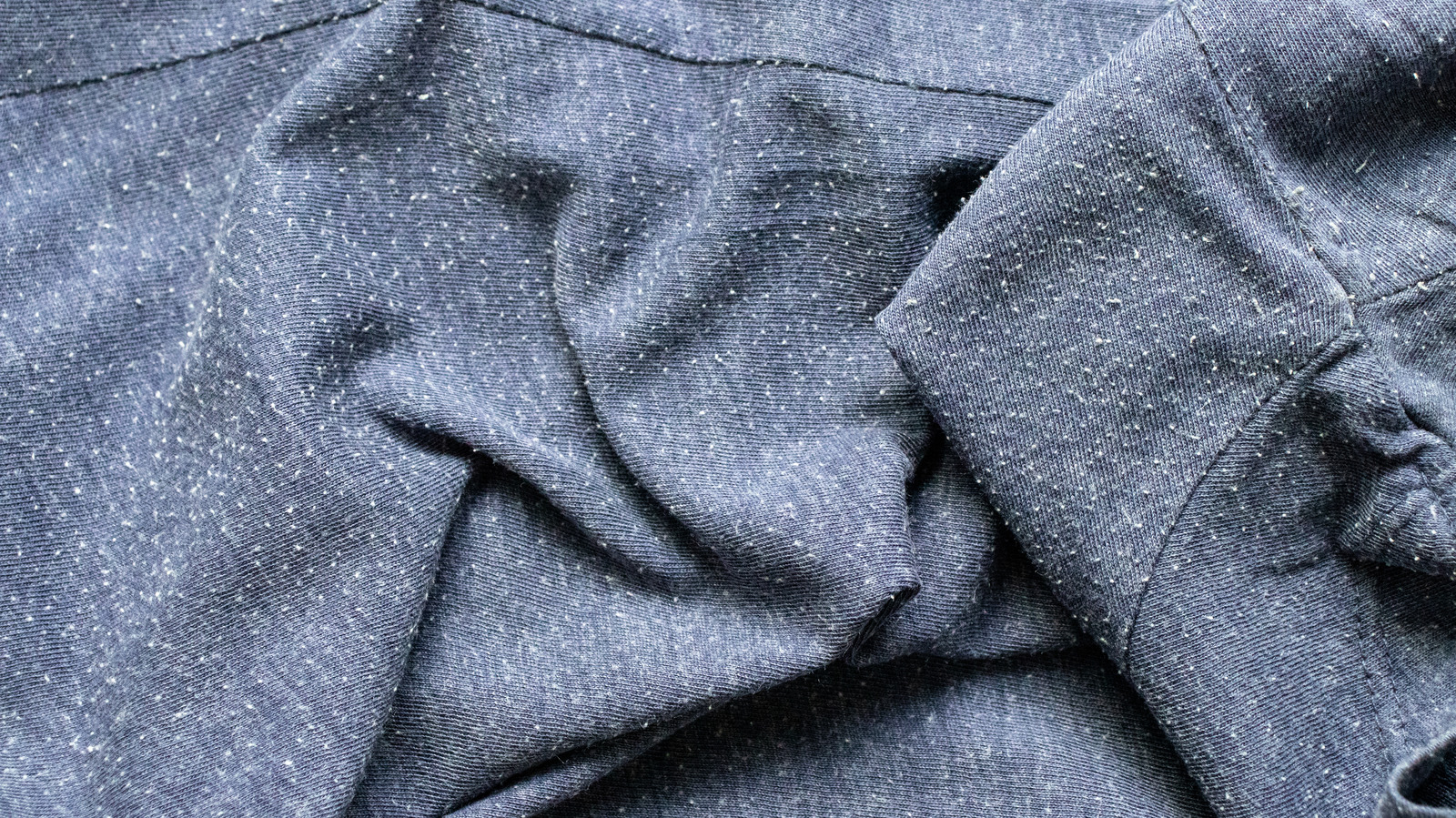 The Best Way To Get Rid Of Pilling On Clothes