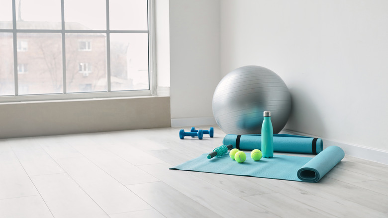 The Best Way To Make Your Basement Feel Like The Perfect Workout Room