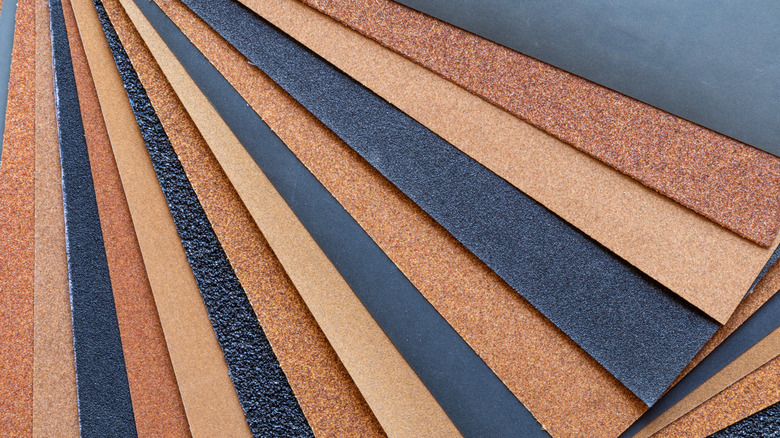 Varieties of sandpaper