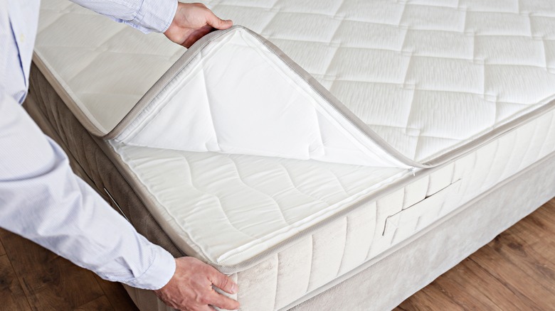 removing mattress protector