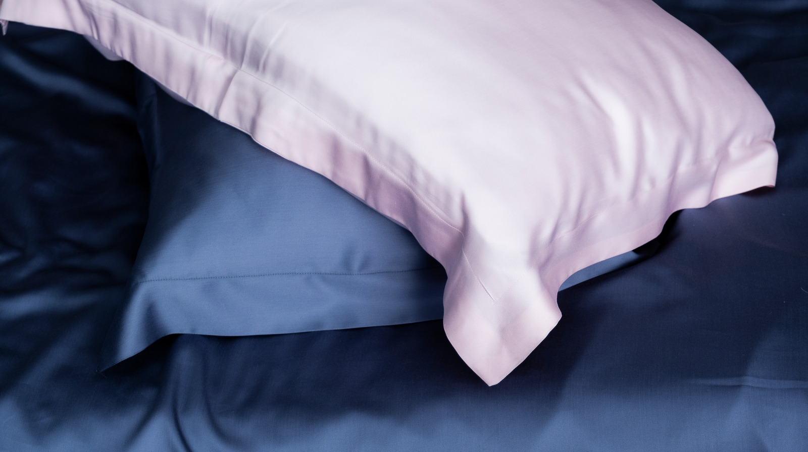 The Best Way To Wash Your Silk Pillowcase
