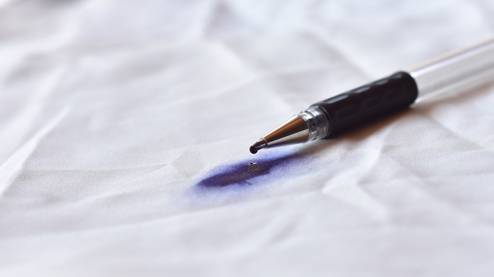 The Best Ways To Get Rid Of Ink Stains