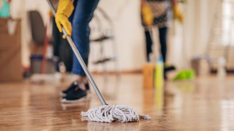 Mopping floor 