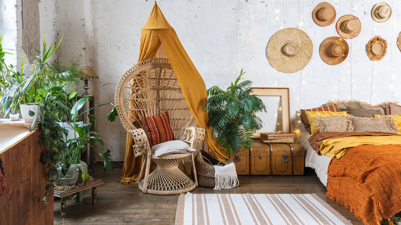 bedroom with natural decor