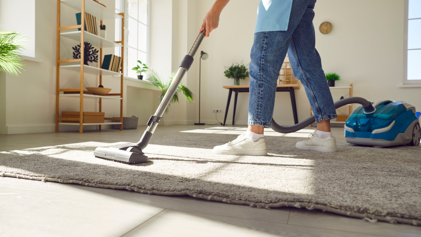 The Biggest Mistake Everyone Makes With DIY Carpet Cleaning Solutions