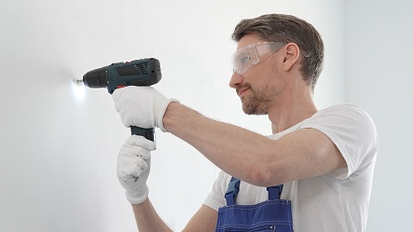 The Cardboard Box Hack You Need To Know Before You Drill Drywall