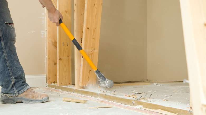 man with sledgehammer