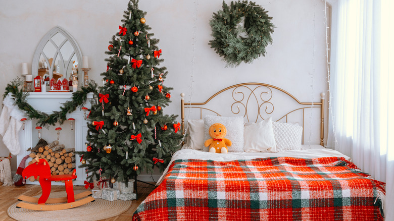 Bedroom decorated for Christmas