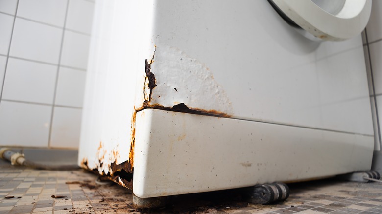 rust outside of washing machine