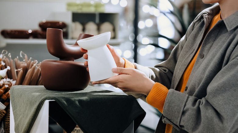 A person shopping for home decor