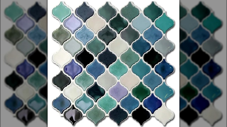 Blue and green arabesque tile