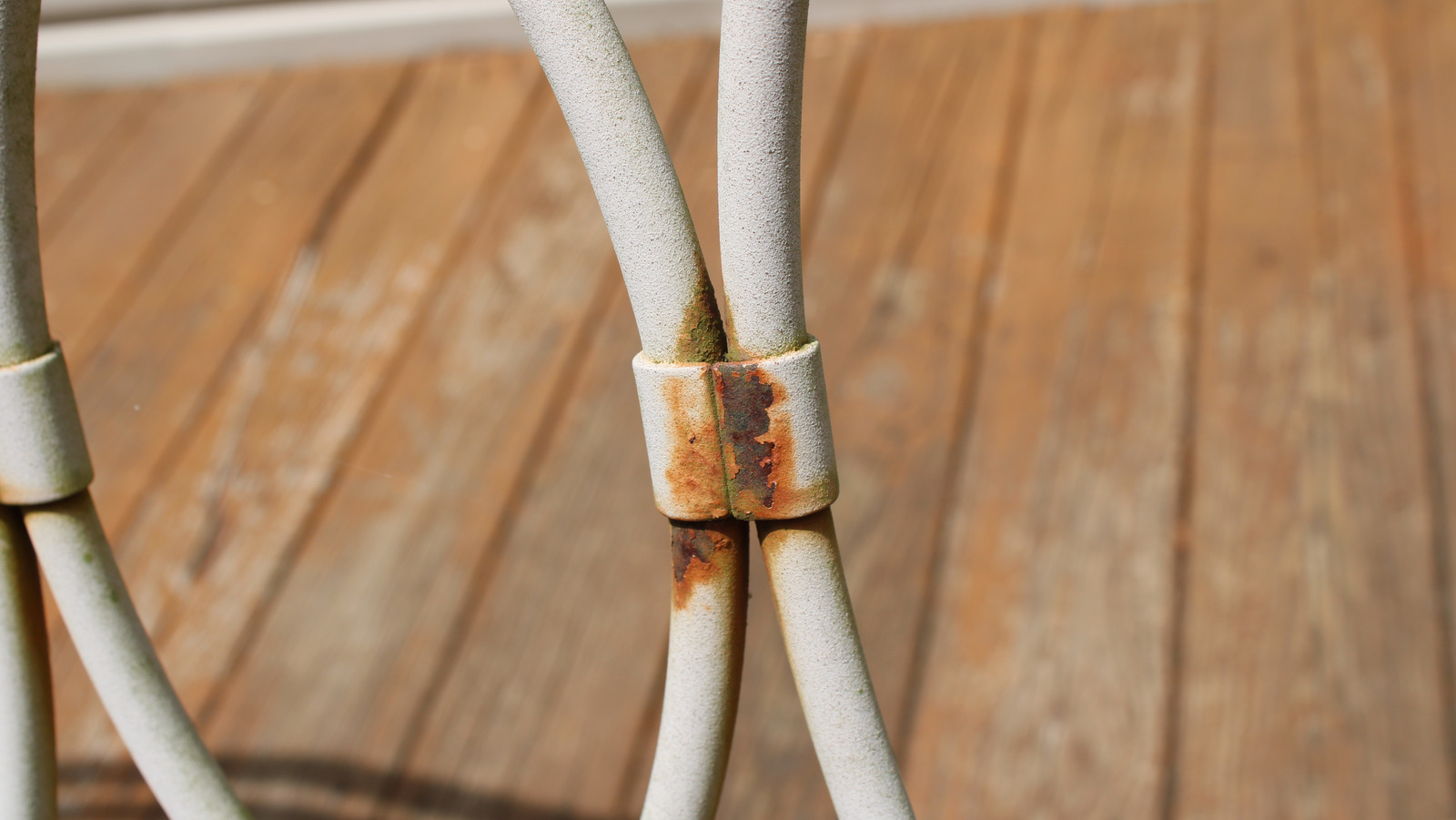 The DIY Vinegar Solution That Gets Rusty Outdoor Furniture Shining Again