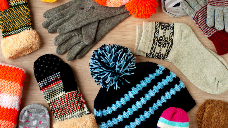 Socks, hats and gloves 