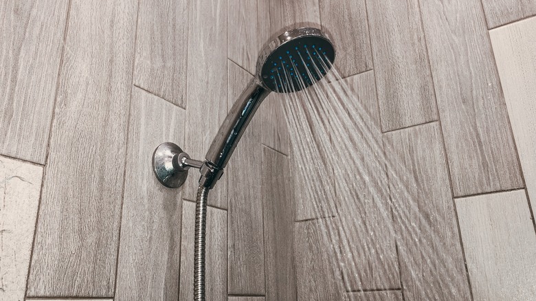 Showerhead spraying water