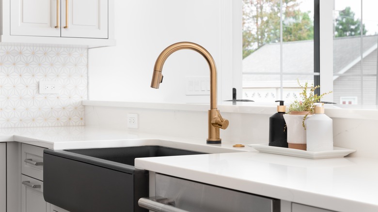 a farmhouse sink