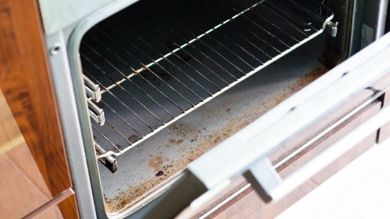 How To Clean Dirty Oven Racks So They'll Look Brand New