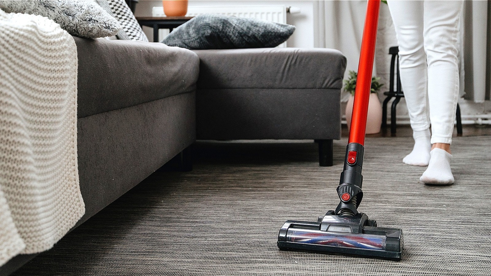 The Easy Cleaning Hack That Will Leave Your Vacuum Cleaner Running Like New