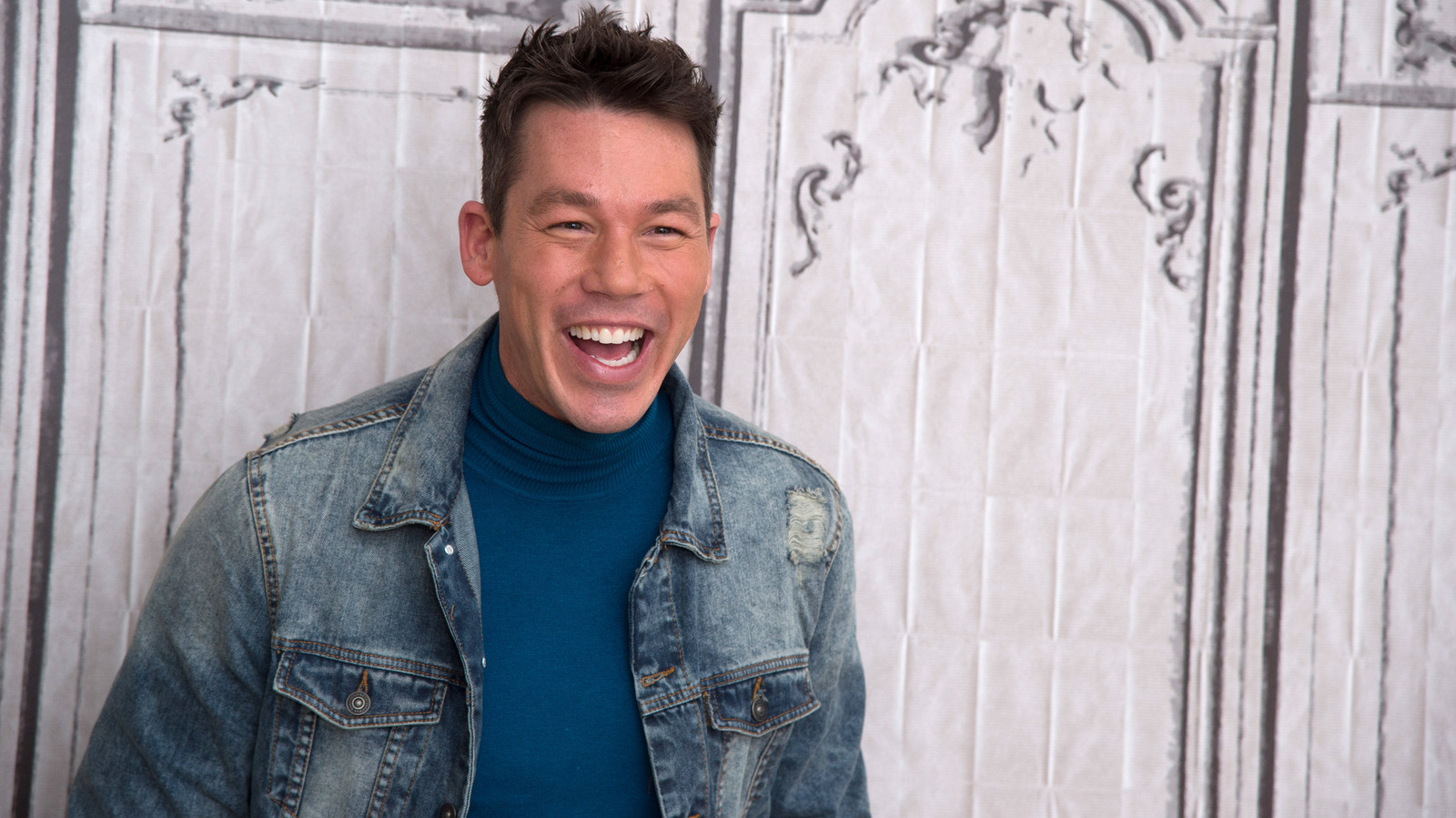 The Easy-To-Make Design Mistake David Bromstad Warns To Avoid At All Costs The Easy-To-Make Design Mistake David Bromstad Warns To Avoid At All Costs