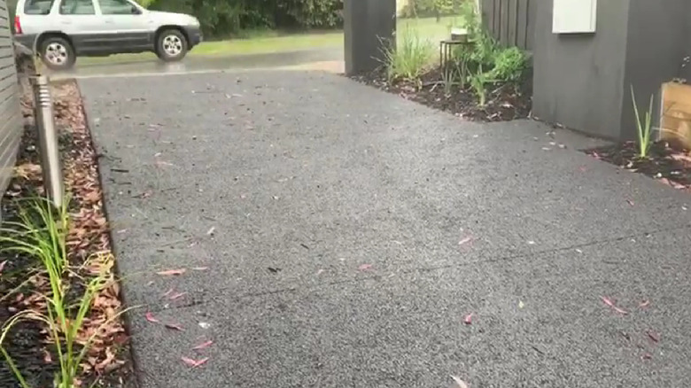 Pervious concrete driveway