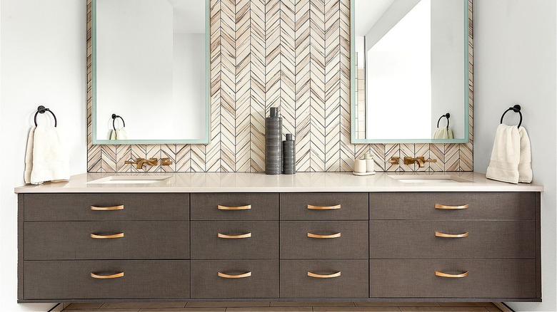 Bathroom vanity with chevron backsplash