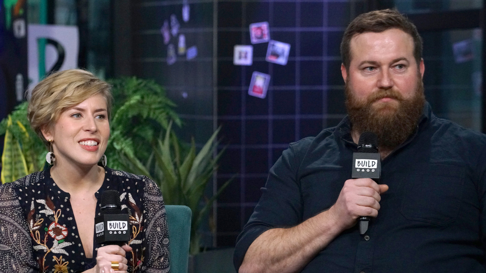 The Genius Home Town Bookshelf Tip To Keep Your Living Room Light And