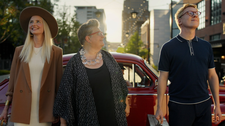 Katarina Blom, Ella Engström, and Johan Svenson walking