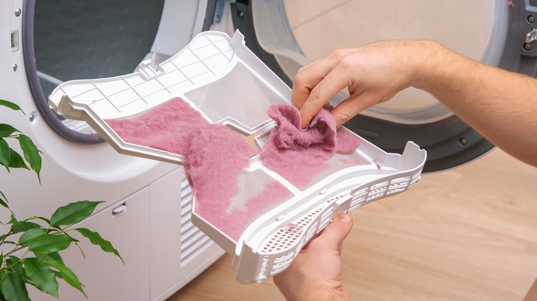 removing laundry lint