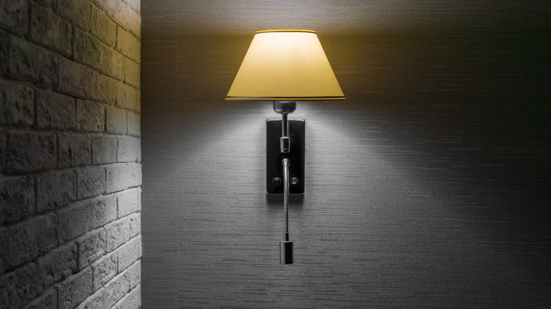 lighting sconce 