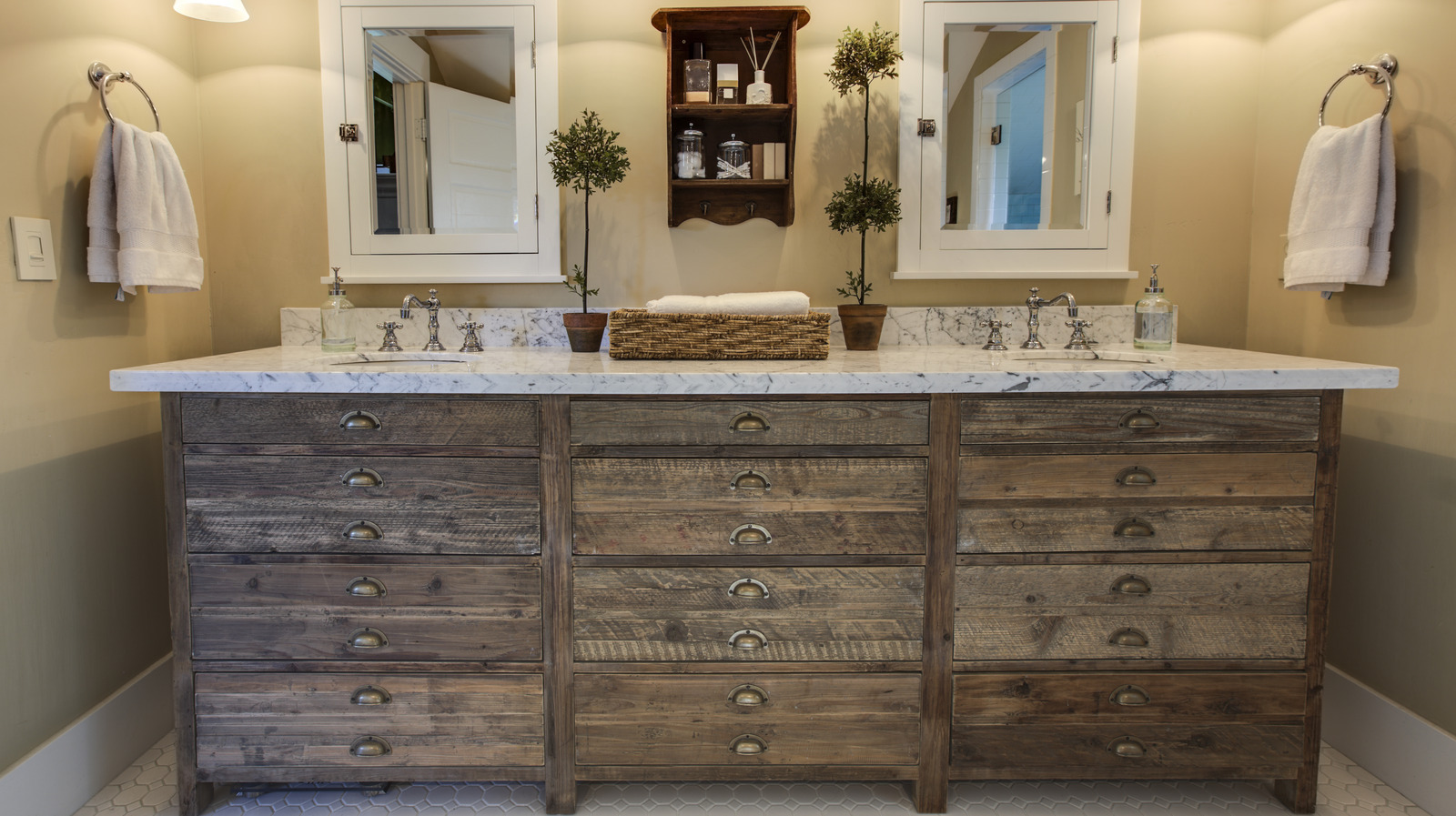 The Joanna Gaines-Inspired DIY That'll Add Vintage Charm To Your Bathroom