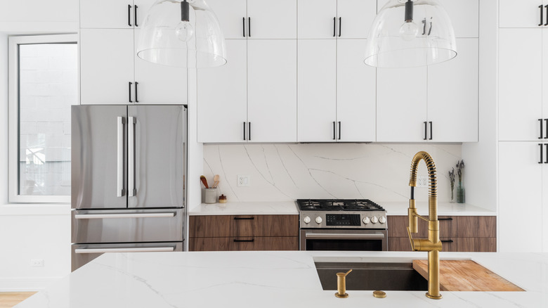 clean counter tops in a minimalist looking kitchen