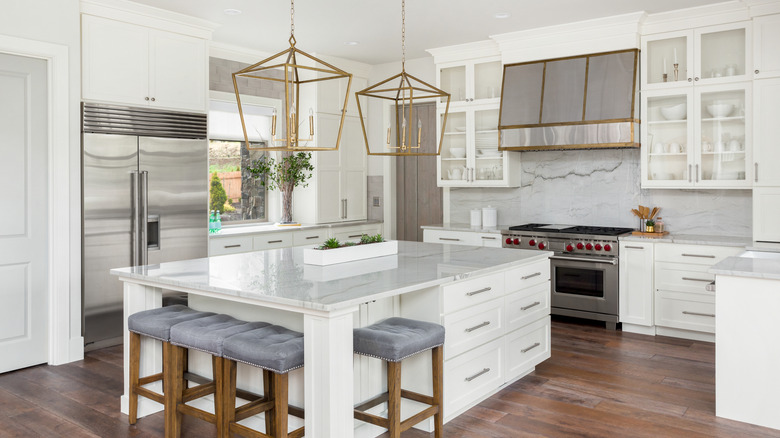 House & Home - 70+ Kitchens That Make A Case For Color