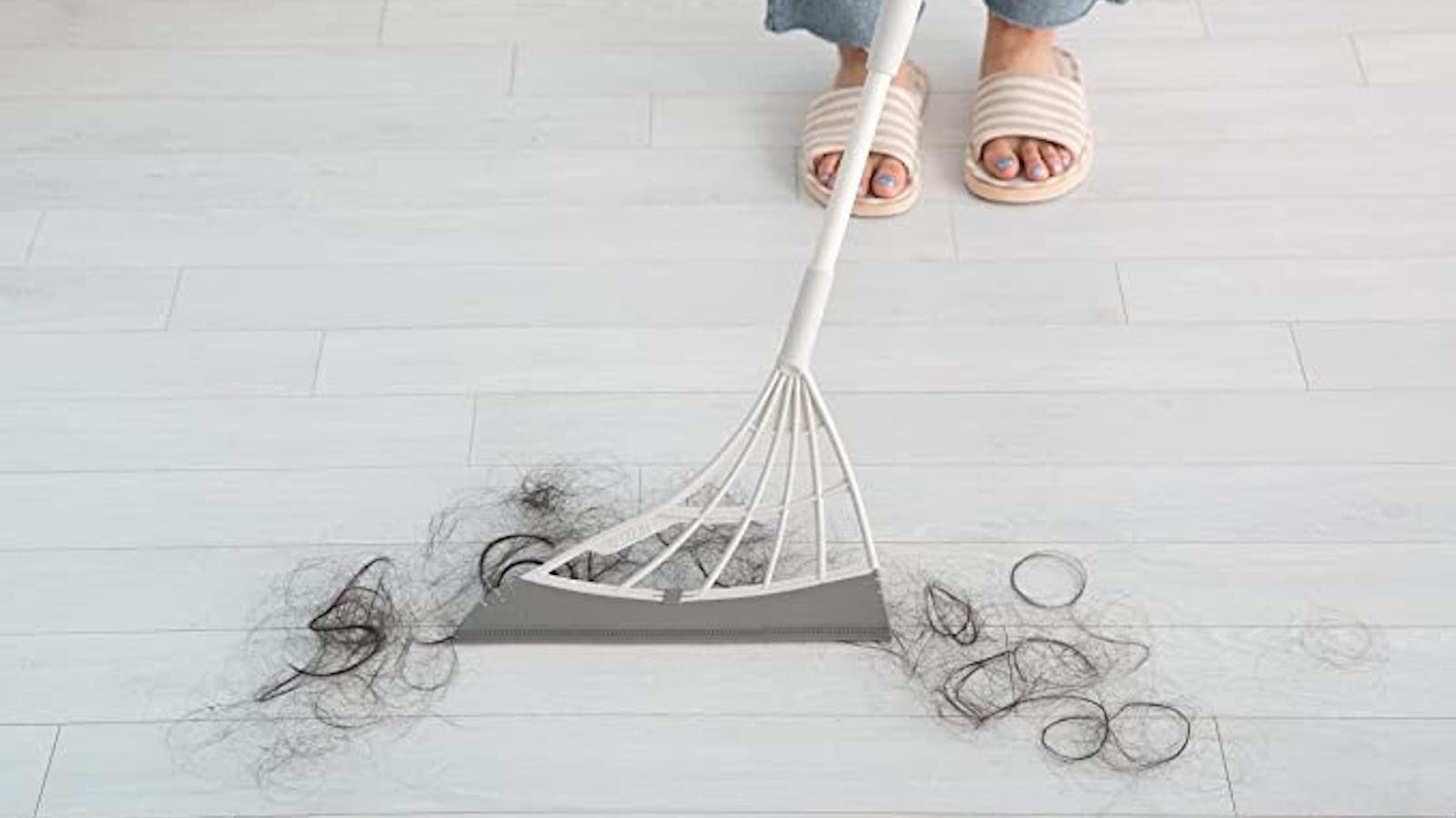 The Magic Broom Is The Viral Cleaning Tool That Works On Almost Any