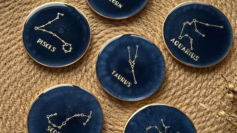 Handmade star sign resin coasters by Handmade by Chloe UK Etsy Shop