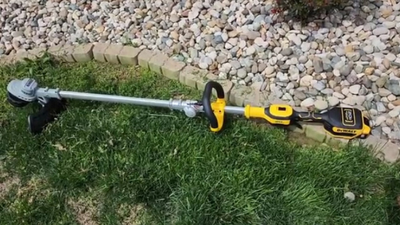 Dewalt yard trimmer