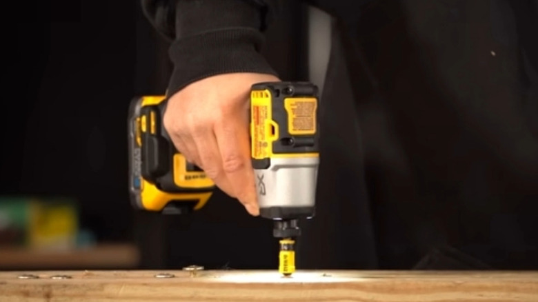 Dewalt driver tool