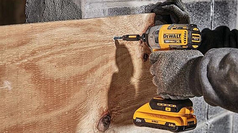 Using Dewalt driver on wood plank