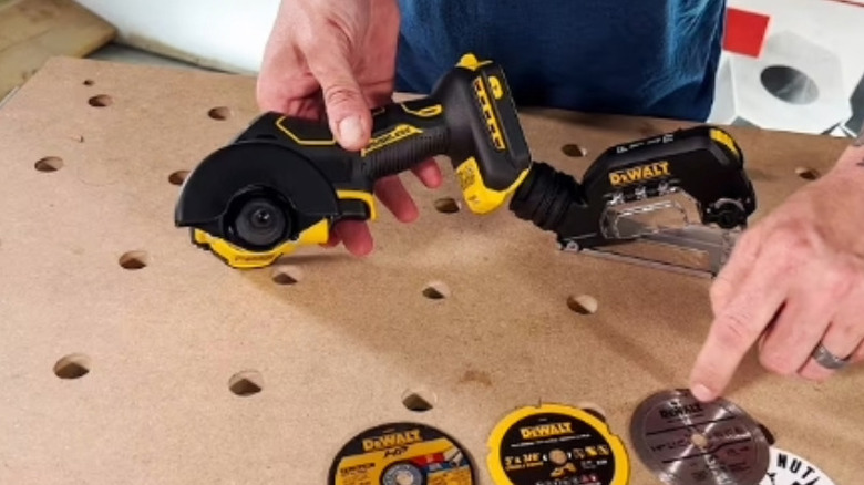 DeWalt cut off tool set