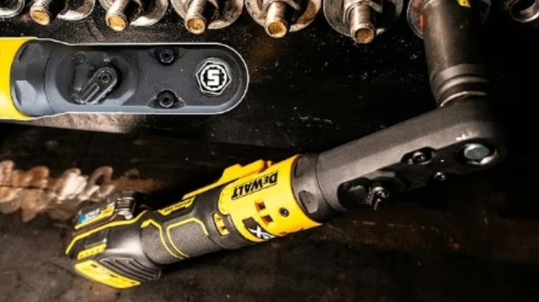 Dewalt cordless ratchet tool