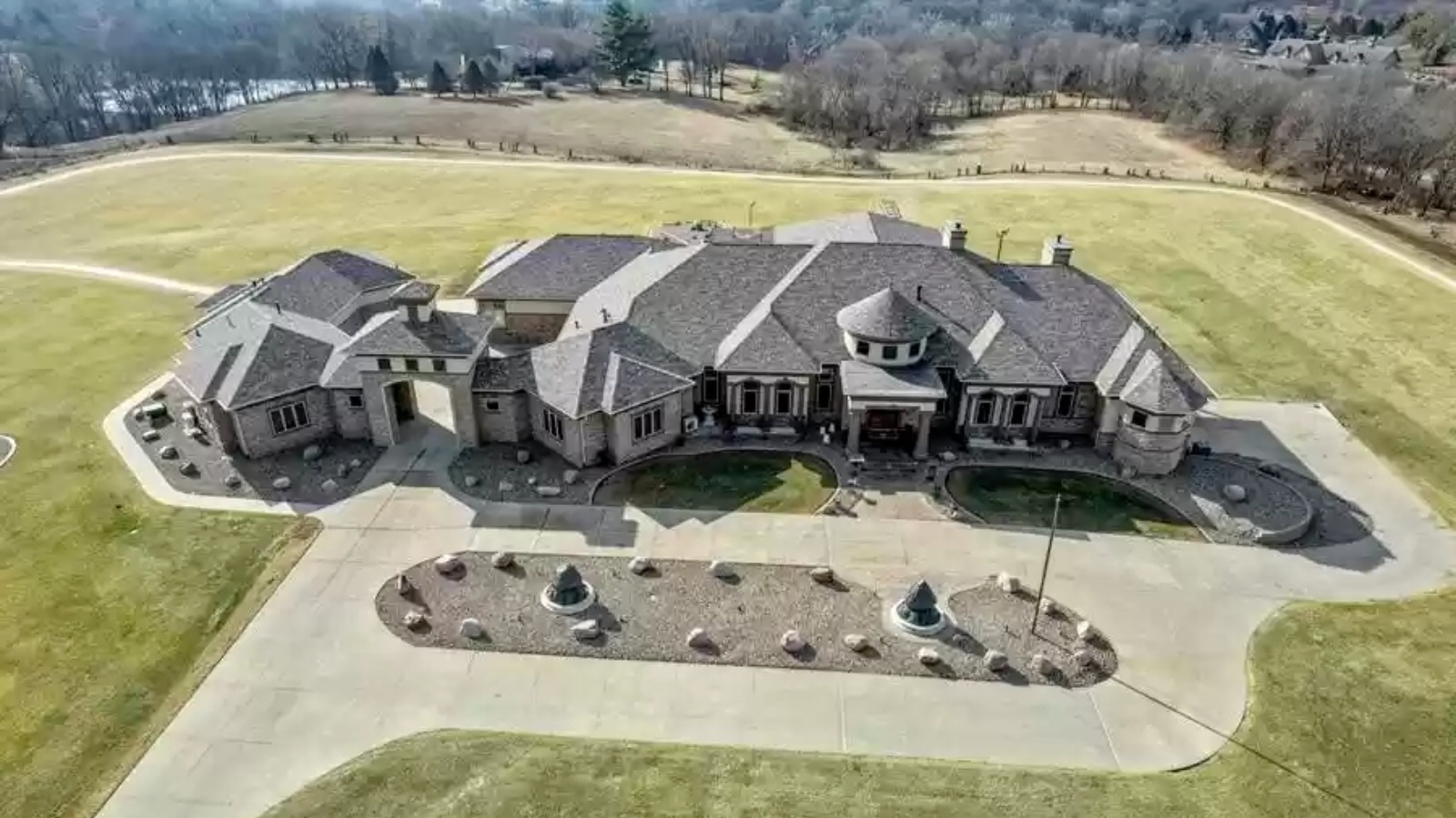 The Most Expensive Home In Iowa Is On The Market For 8.9 Million