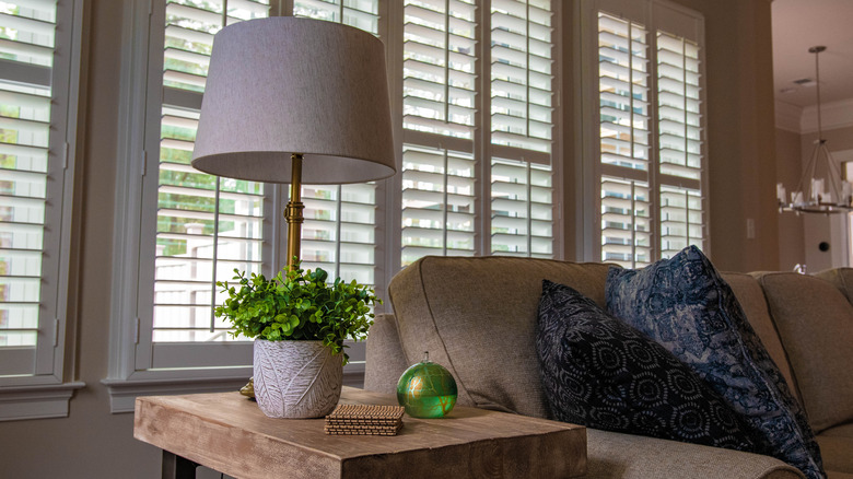 living room lamp 