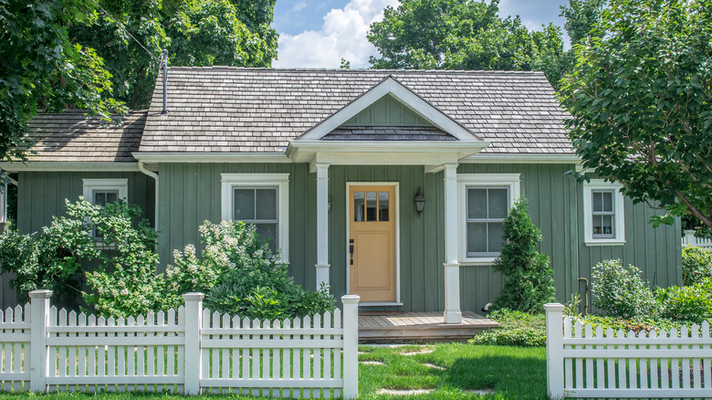 The Most Popular Exterior Paint Colors Of 2021