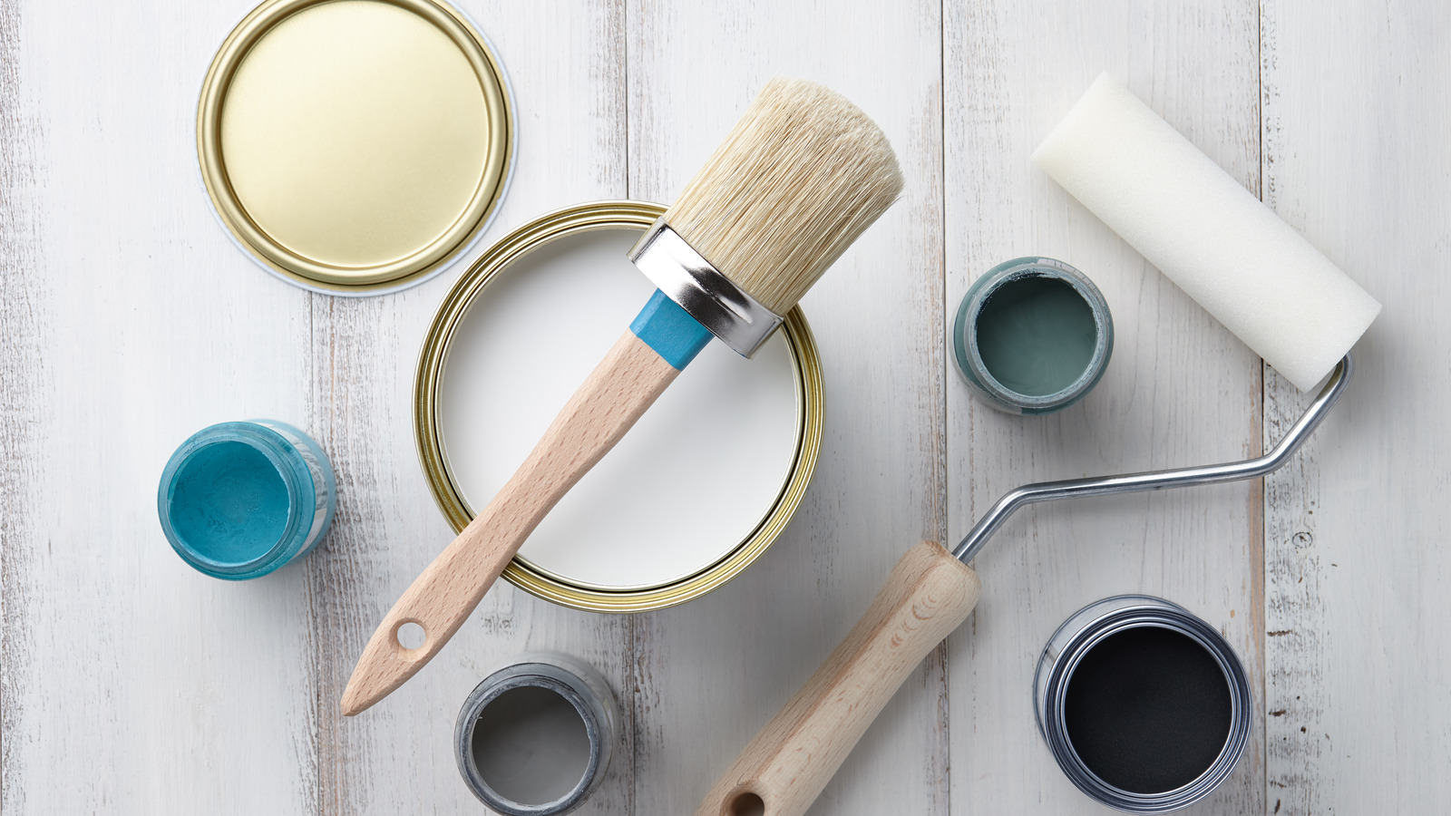 The Most Popular White Paint That Sherwin Williams Can't Keep On Shelves