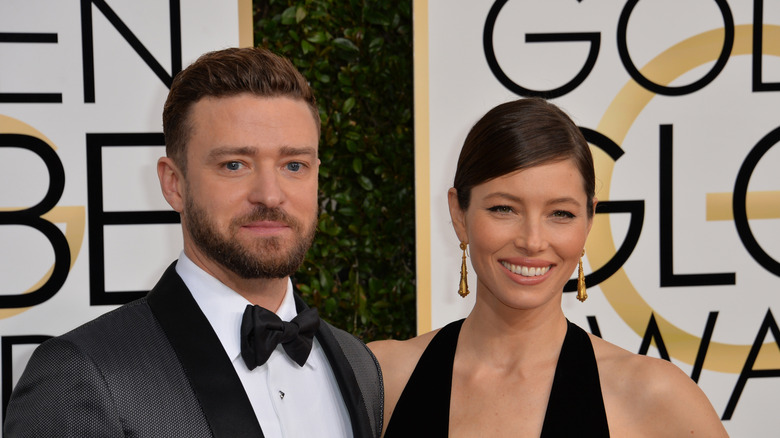 Justin Timberlake and Jessica Biel smiling