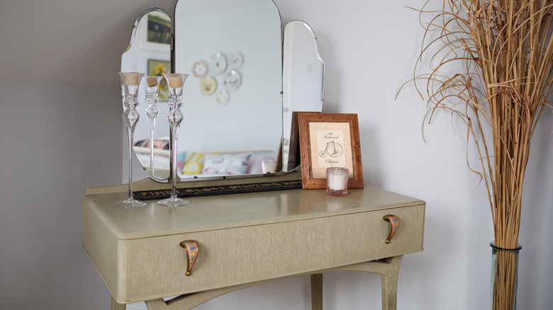 Vintage mirrored vanity
