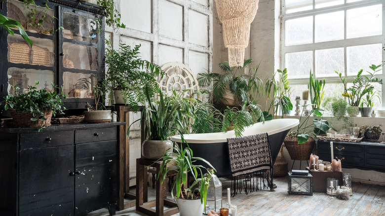 vintage bathroom intrior