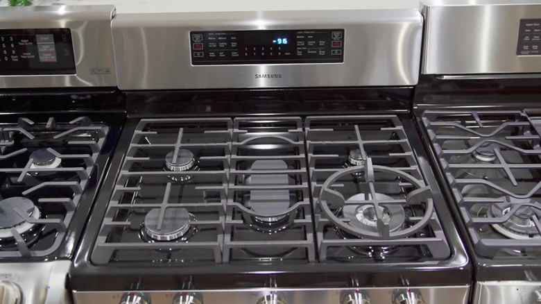 The Samsung Flex Duo stovetop
