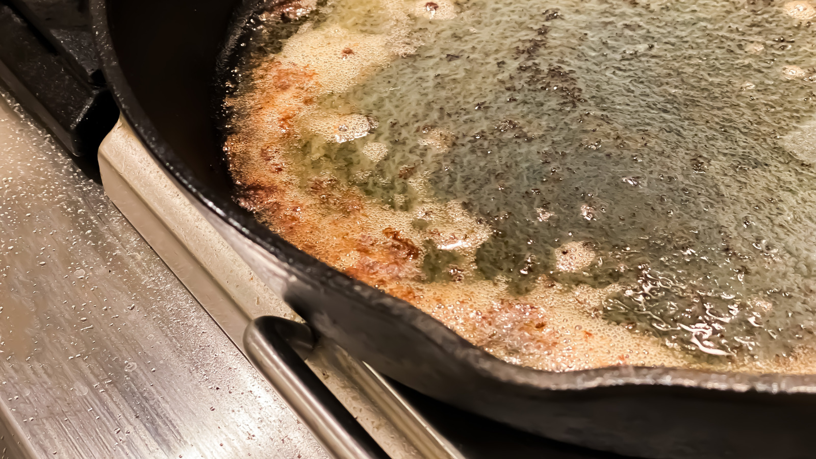 How To Clean CakedOn Grease On Your Cast Iron Skillet Using Oats