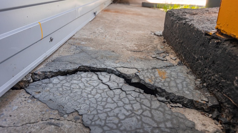 Crack in cement