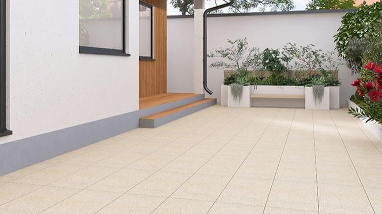 Sintered stone patio